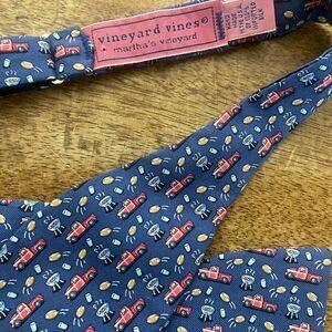 LVineyard vines tailgate barbecue BBQ red truck bow tie blue pink